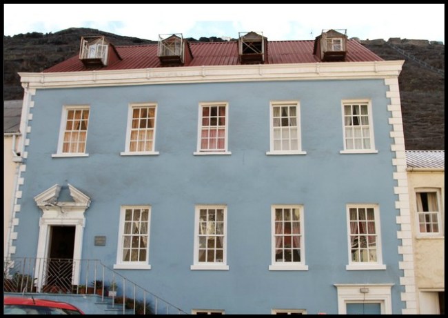 6733424-the_wellington_house_hotel_saint_helena