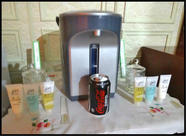 7112977-bought_in_north_korea_the_coke_zero_north_korea